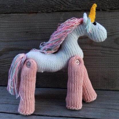 Knit unicorn