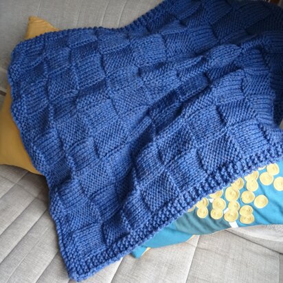 Baby blanket chunky blue