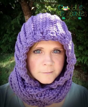 Snow Drifts Hooded Cowl