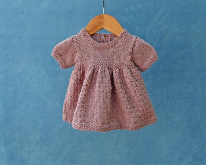 Dolls Dresses Knitting Pattern (no 122) to fit 16, 18, 20 inch or 41, 46, 51 cms doll