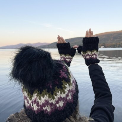 Winter Frozen Lake 4 Color Fair Isle Hat and Mitts Set- Pdf Knit Pattern