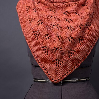 Faded Rose Cowl