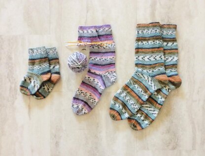 Simple Self-Striping Socks