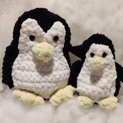 Crochet Mummy and baby penguin