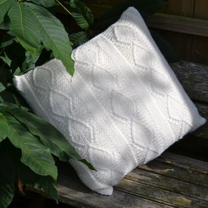 Leaf Cushion