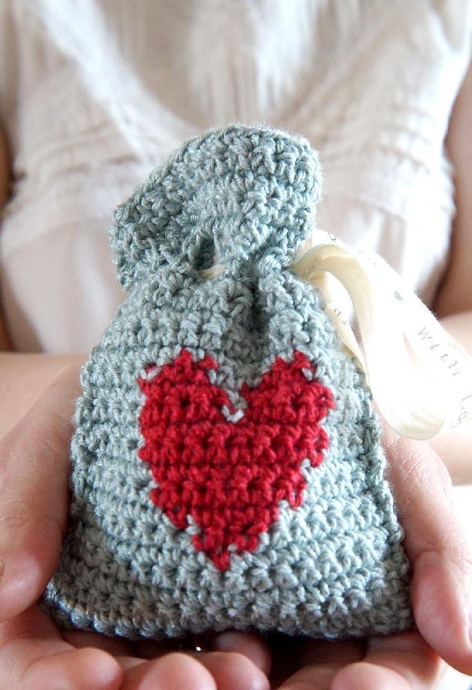 Valentine s Day Gift Bag Crochet pattern by Little Doolally Knitting Patterns LoveCrafts