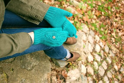 Dadirri Mitts