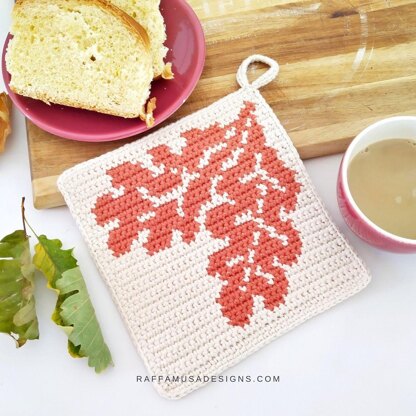 Acorn Leaves Potholder