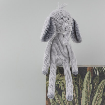 Eddie Elephant in Yarn and Colors Must-Have - YAC100092 - Downloadable PDF