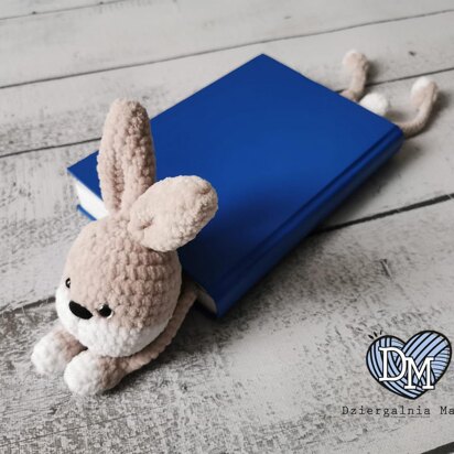 Bunny crochet bookmark (21cm)