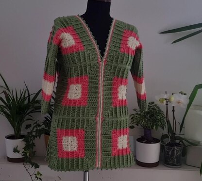 Crochet elegant sweater for spring