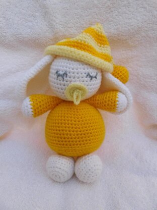 Amigurumi Pelusa, the baby Bunny