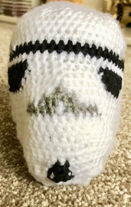 Stormtrooper helmet crochet pattern