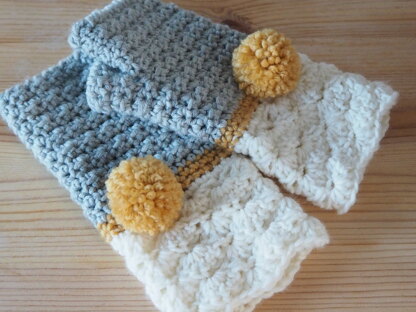 Snow Dipped Mitts