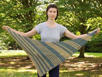 Leoma Shawl