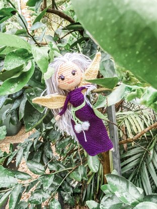 Cerulea the Elderflower Fairy
