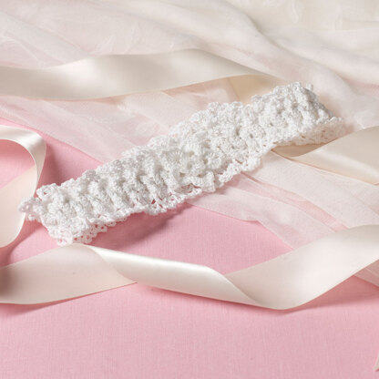 Bride's Garter in Aunt Lydia's Classic Crochet Thread Size 10 Natural - LC3549