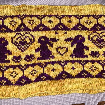 Bunny Love Cowl - knitting pattern