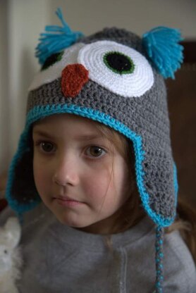 Crochet Owl Hat in Plymouth Yarn Yarnimals - F656