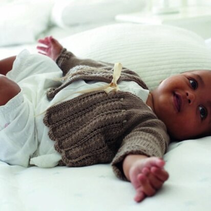 "Matinee Coat" - Coat Knitting Pattern in Debbie Bliss Baby Cashmerino - CF07