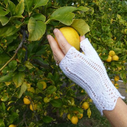 Icing Mitts - knitting pattern