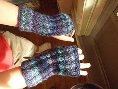 Fingerless Gloves Two Ways