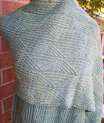 Mandelbrot Twist Stitch Shawl