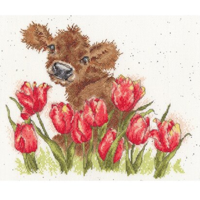 Bothy Threads Bessie Cross Stitch Kit - 24 x 29cm