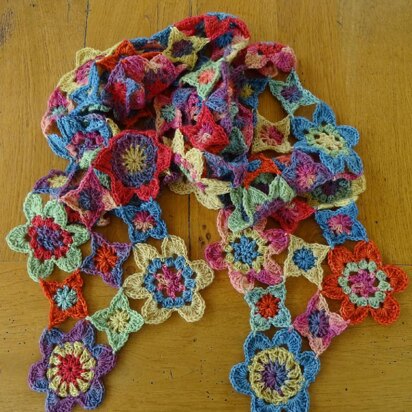 August crochet scarf