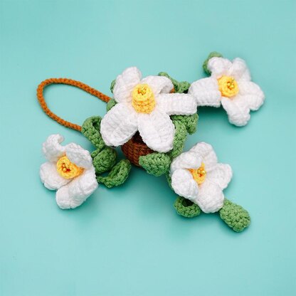 .Daffodil Basket Car Hanging
