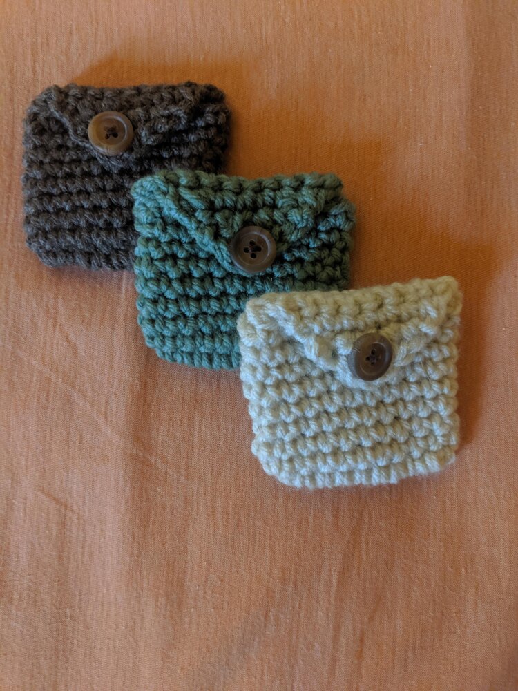 Crochet Coin Purse Pattern Now Available - Maker Mama