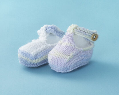 Cutie Booties - Free Knitting Pattern For Babies in Paintbox Yarns Baby DK Prints by Paintbox Yarns