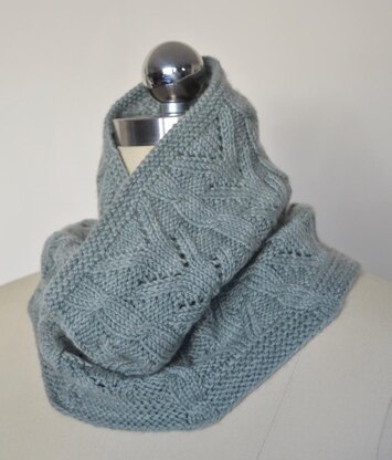 Edgemoor Cowl