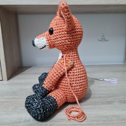 Fraser the Fox - US Terminology - Amigurumi