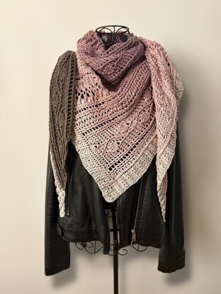 Triangular Scarf "Nikaia"