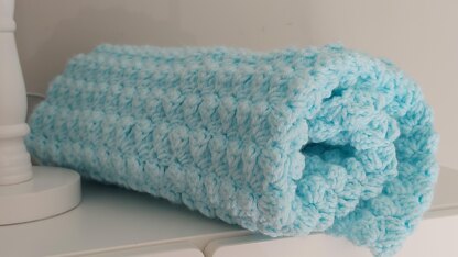 Bubbles Aran Baby Blanket