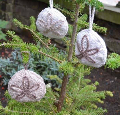 Christmas Sand Dollar Decoration