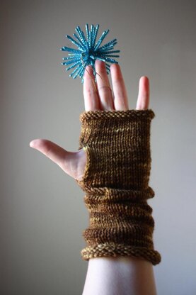 Longue Fingerless Mittens or Mitts