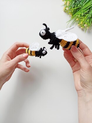 Mini crochet bee amigurumi pattern, easy crochet pattern