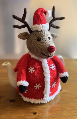 Festive Reindeer tea cosy
