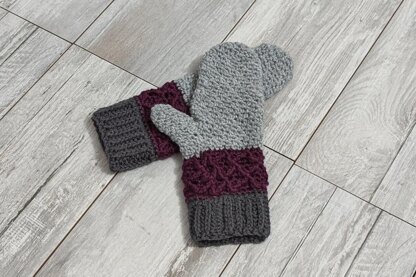 Diamond Trio Mittens