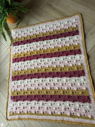 Dotty about Bobbles! Aran Blanket