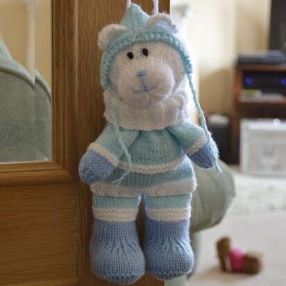 Winter Bear Baggles Gift Bag - knitting pattern