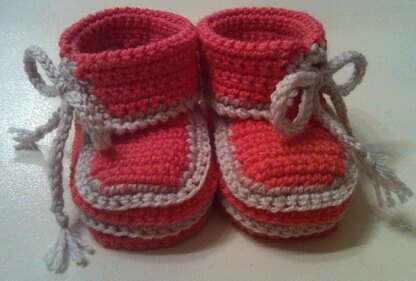 Asymmetrical Baby Booties 