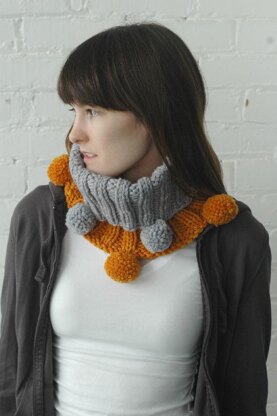 Bauble Cowl