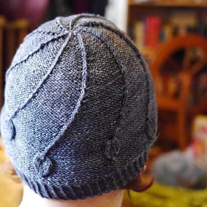 Shelter under the tree (fingering) - knitting pattern