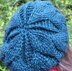 3D leaf motif beret