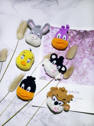 Looney Tunes Brooches Pattern