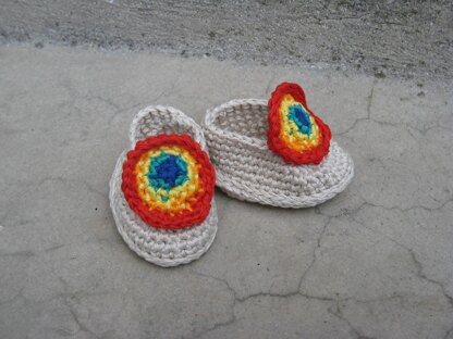 Baby slippers rainbow