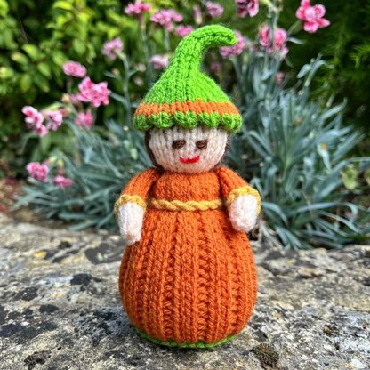 Halloween Dolls Knitting Pattern - Toy Knitting Pattern